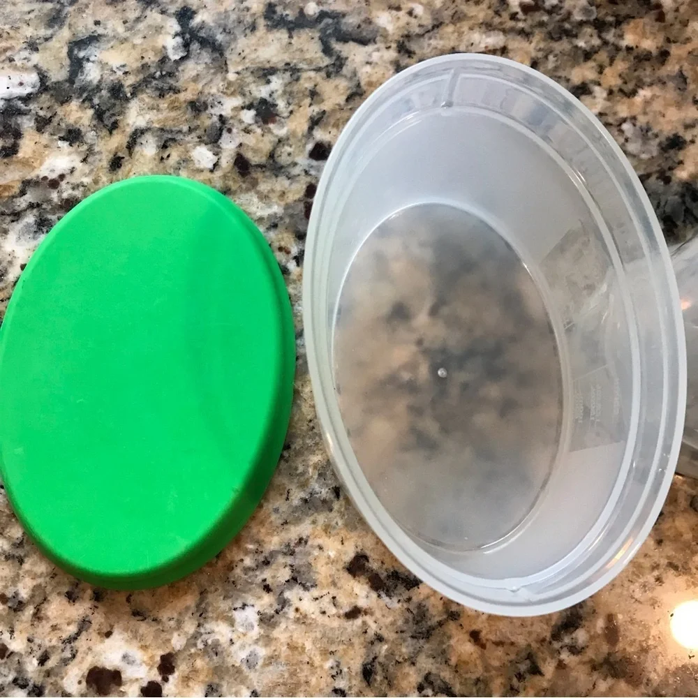 🪴Pampered Chef Herb Keeper